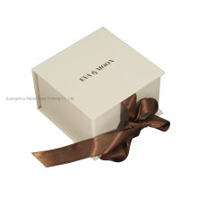 Manufacturer of Jewelry Box Cosmetic Paper Gift Box with Ribbon